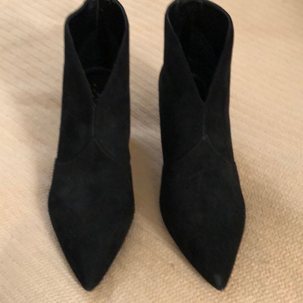 Black suede booties 7.5M